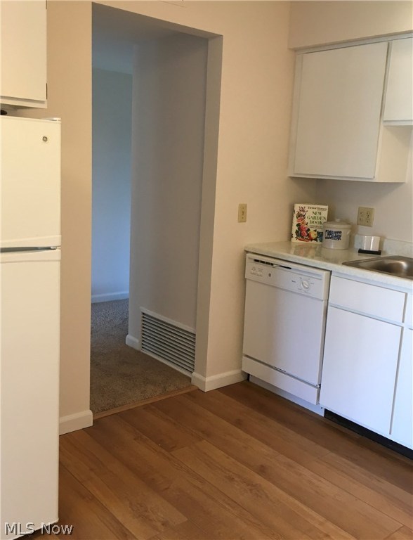 Versailles At Hudson Condo - Residential