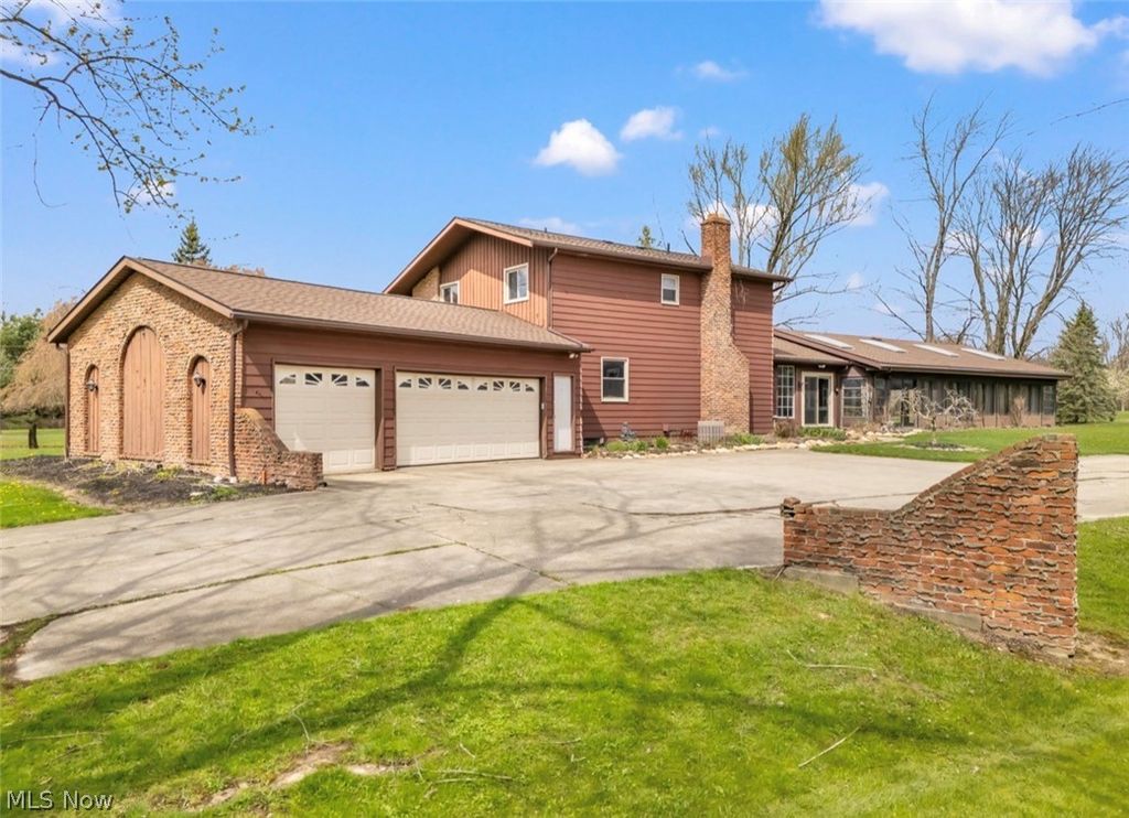 Photo of 4747 Sharon Copley Road, Medina, OH 44256 (MLS # 5200316)