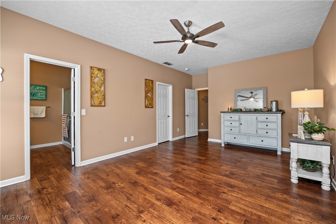 Villas/Falls Pointe Ph 02 - Residential