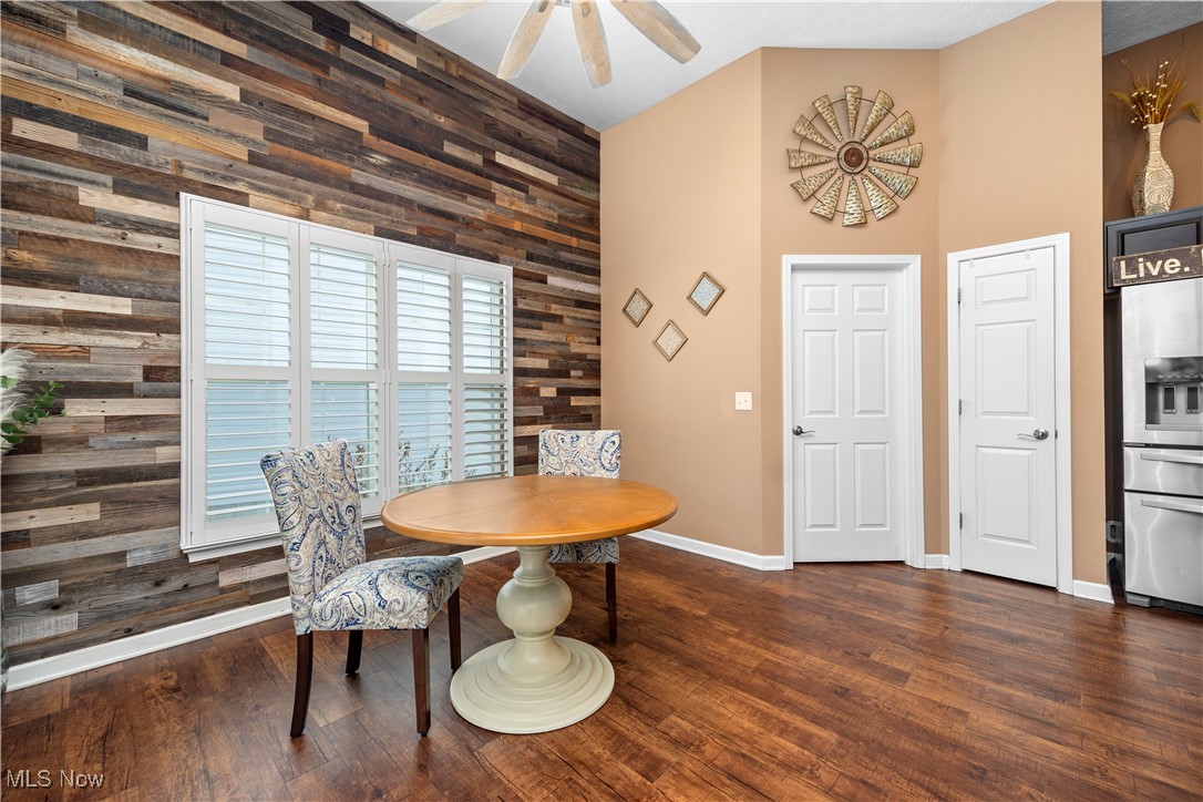 Villas/Falls Pointe Ph 02 - Residential