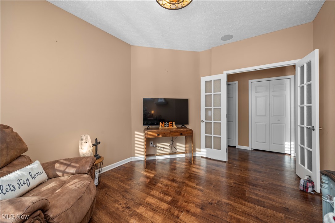 Villas/Falls Pointe Ph 02 - Residential