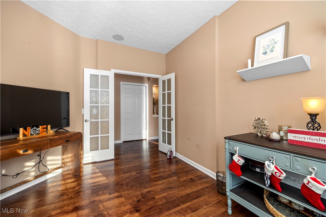 Villas/Falls Pointe Ph 02 - Residential