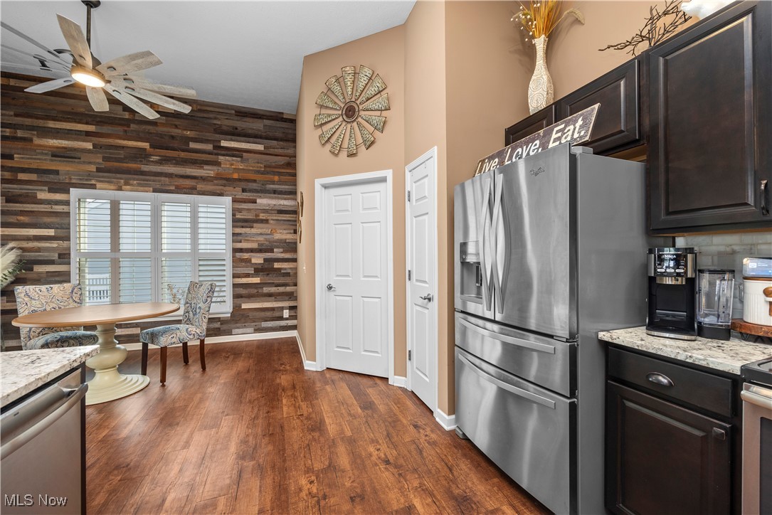 Villas/Falls Pointe Ph 02 - Residential