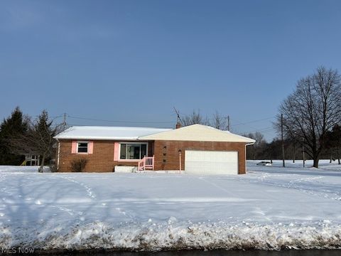20751 Selfridge Highland Hills OH 44122