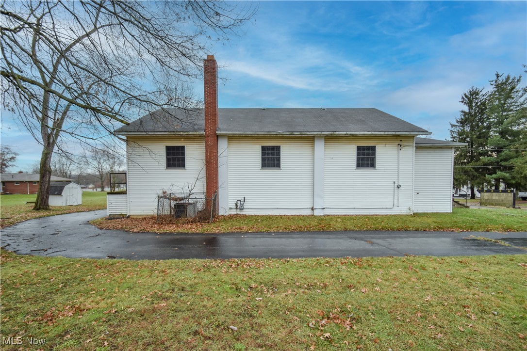 1187 Deforest Road, Warren, Ohio image 39