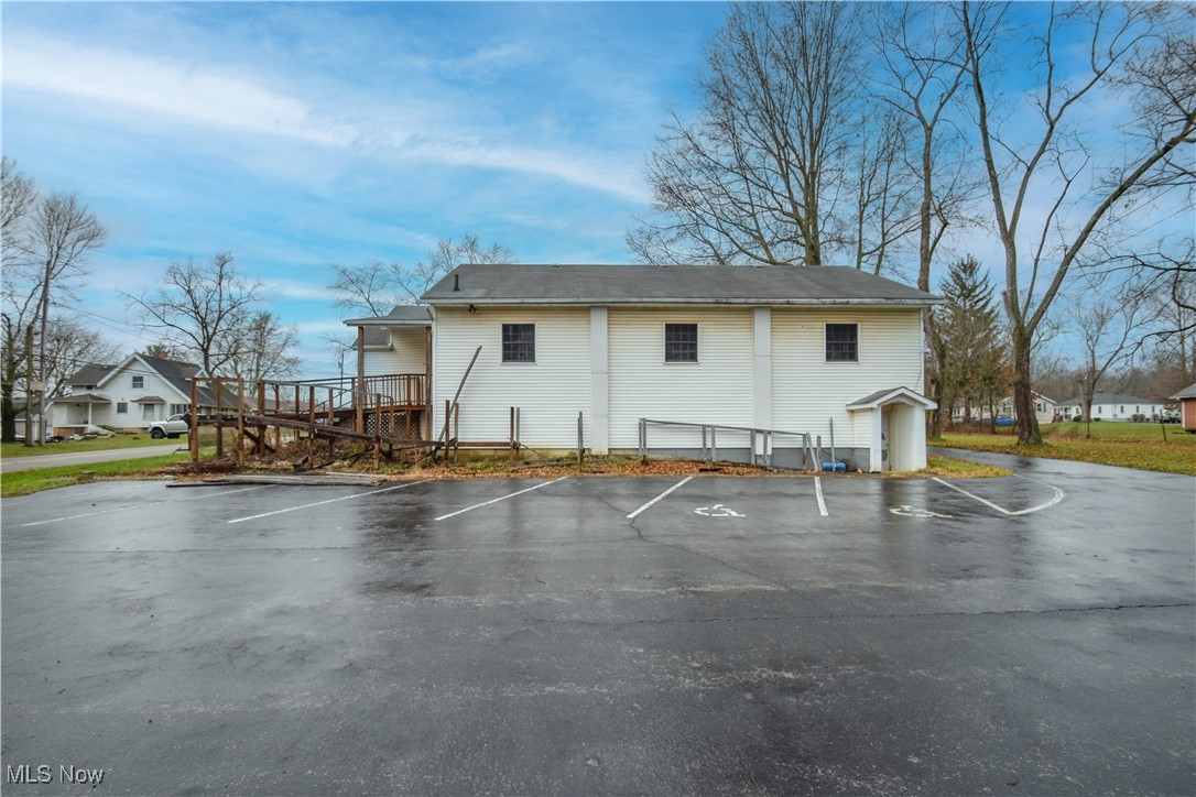 1187 Deforest Road, Warren, Ohio image 4