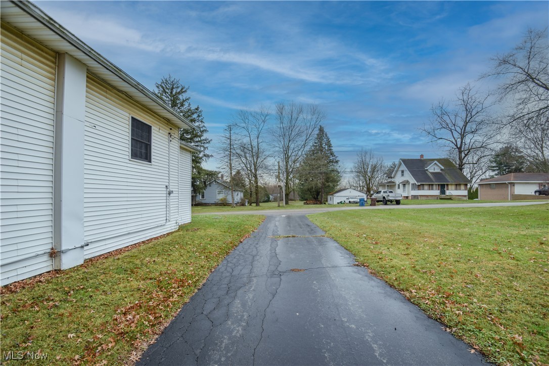 1187 Deforest Road, Warren, Ohio image 41