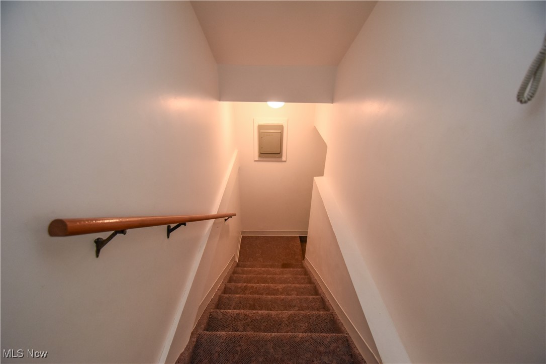 1187 Deforest Road, Warren, Ohio image 21