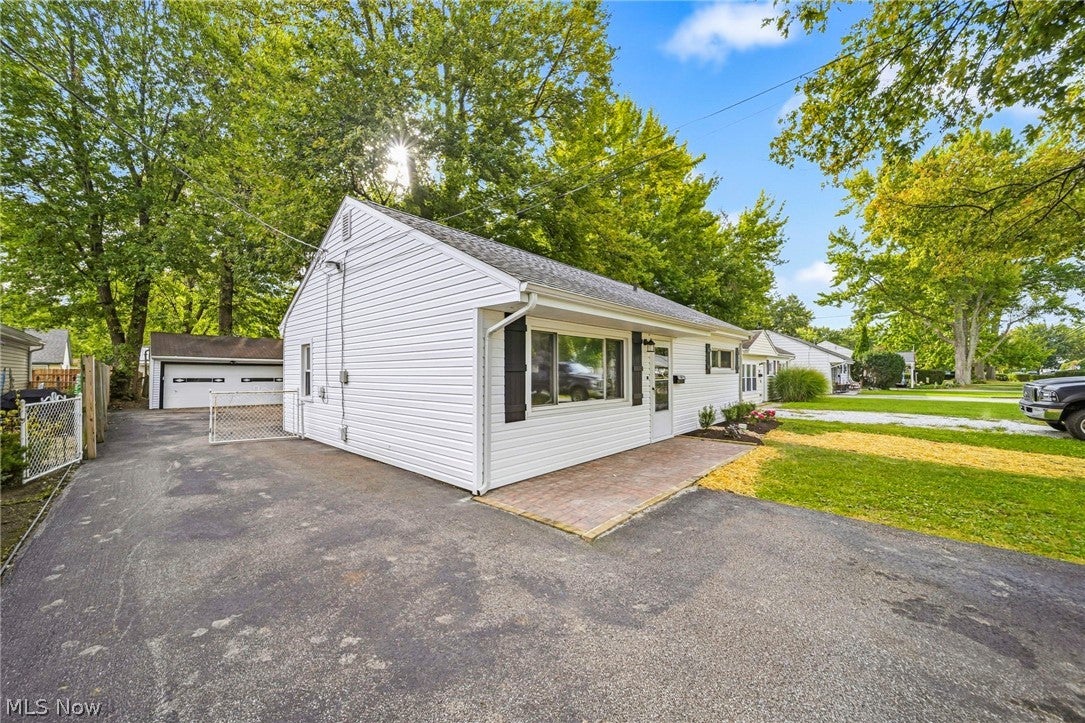 4777 Corduroy Road