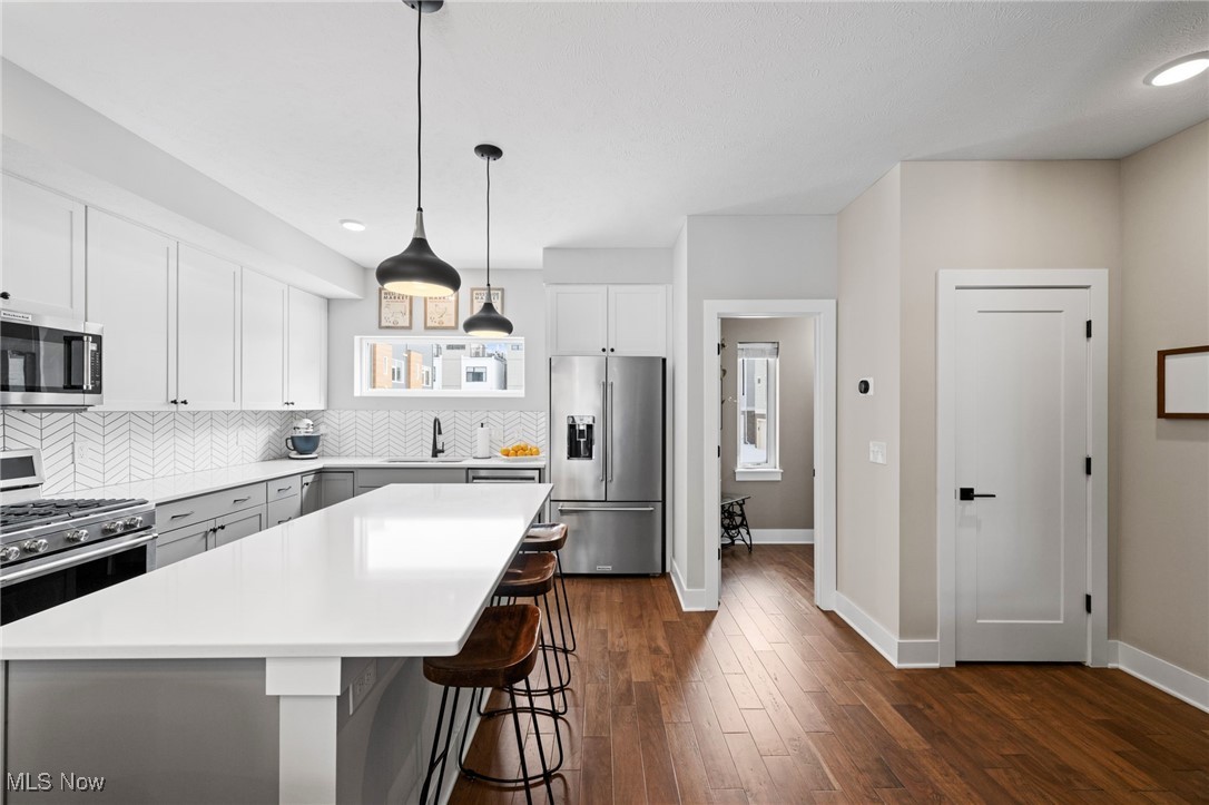 Breakwater Bluffs Loft Twnhms - Residential