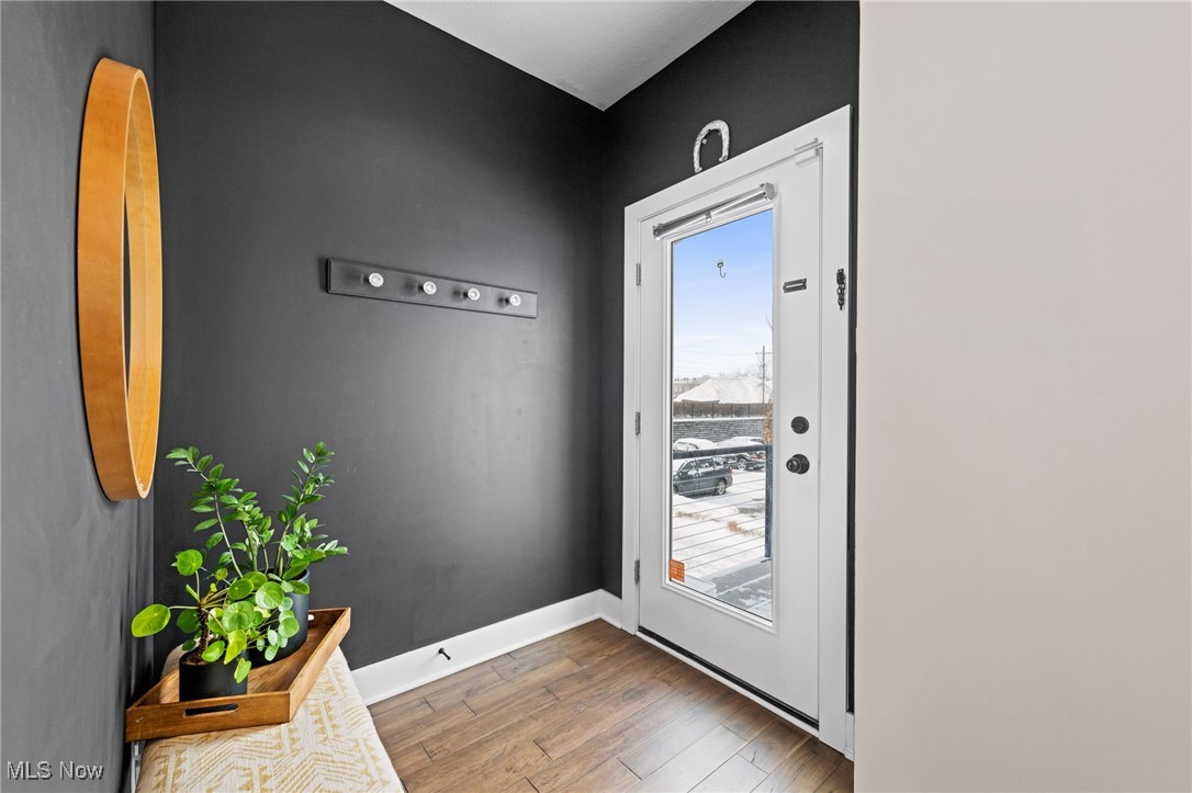 Breakwater Bluffs Loft Twnhms - Residential