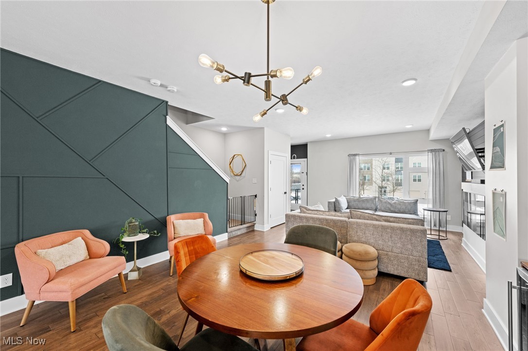 Breakwater Bluffs Loft Twnhms - Residential