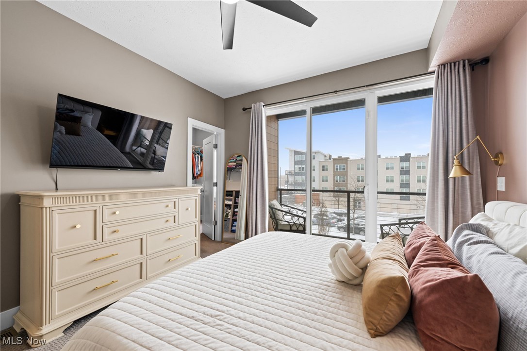 Breakwater Bluffs Loft Twnhms - Residential