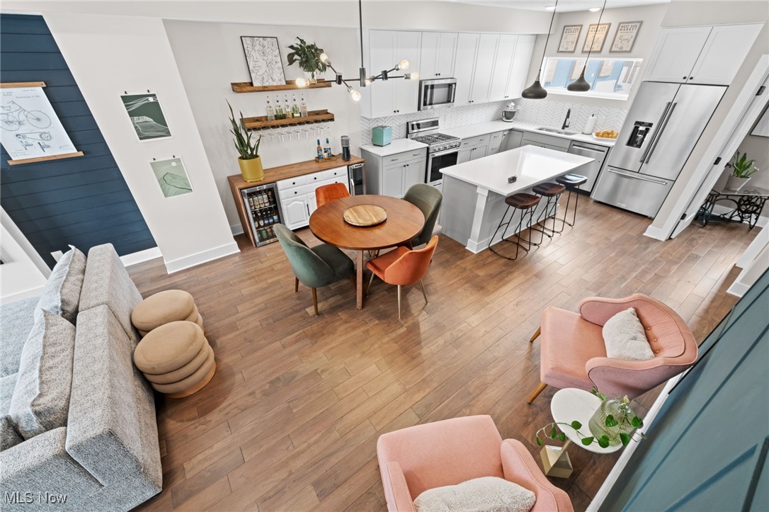 Breakwater Bluffs Loft Twnhms - Residential