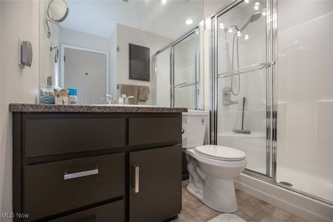 Tiny photo for 17813 Suncliff Place, Strongsville, OH 44136 (MLS # 5179900)