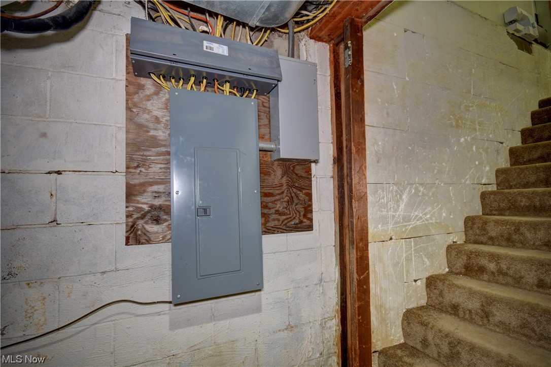 Clewells & Fenners/New 94 Ad - Residential