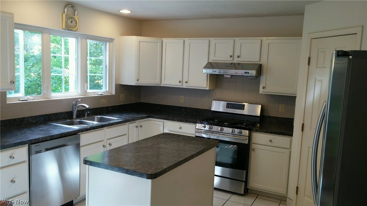 Rushmore Ph 02 - Residential