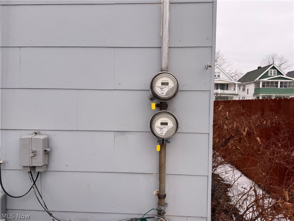 14205 Idarose Avenue