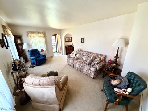 Tiny photo for 1201 Courtland Road RD, Weirton, WV 26062 (MLS # 5240795)
