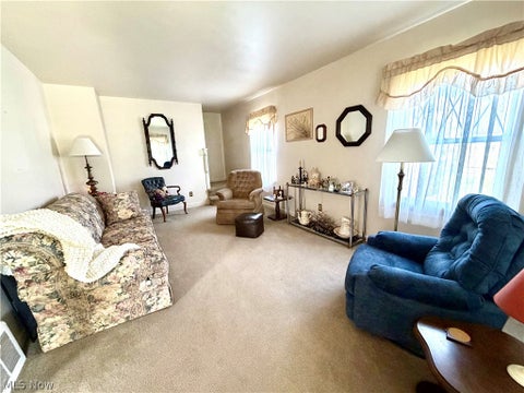 Tiny photo for 1201 Courtland Road RD, Weirton, WV 26062 (MLS # 5240795)