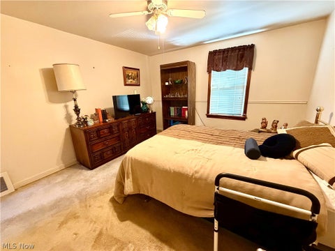 Tiny photo for 1201 Courtland Road RD, Weirton, WV 26062 (MLS # 5240795)