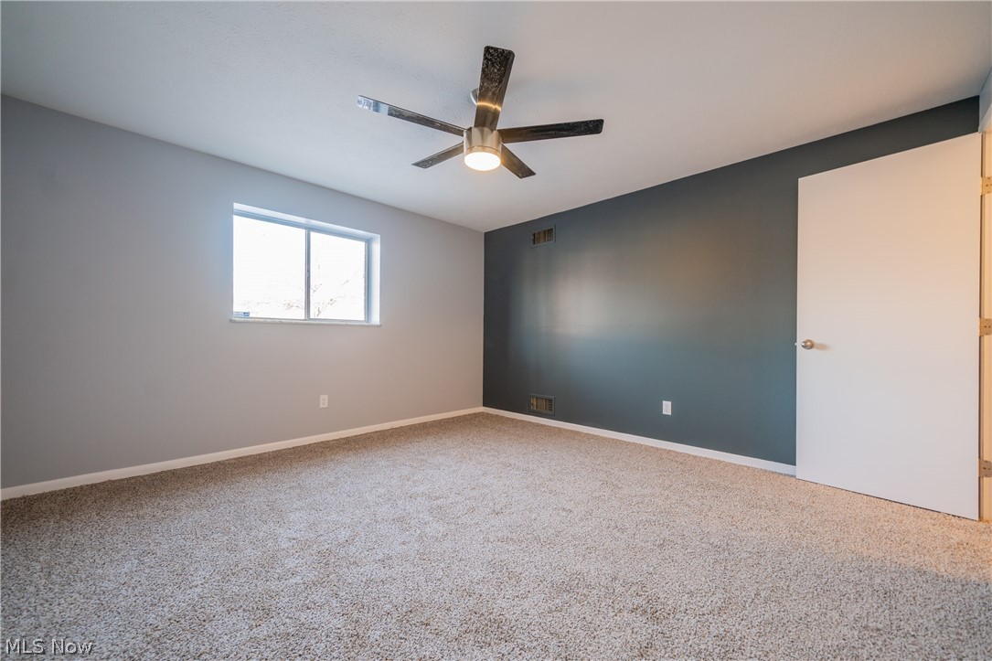 Golden Oaks Condo - Residential