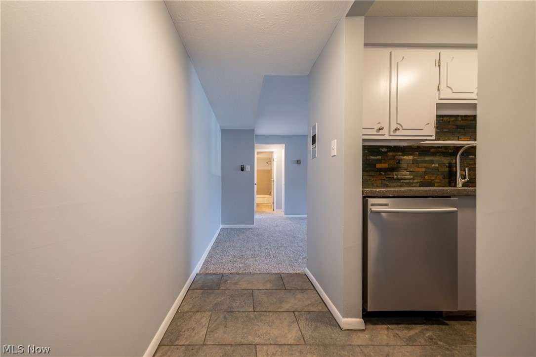 Golden Oaks Condo - Residential