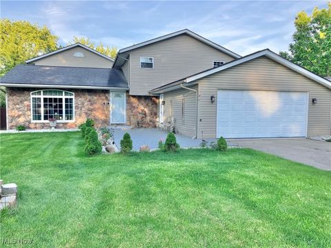 97 Weathervane Lane Brunswick OH 44212