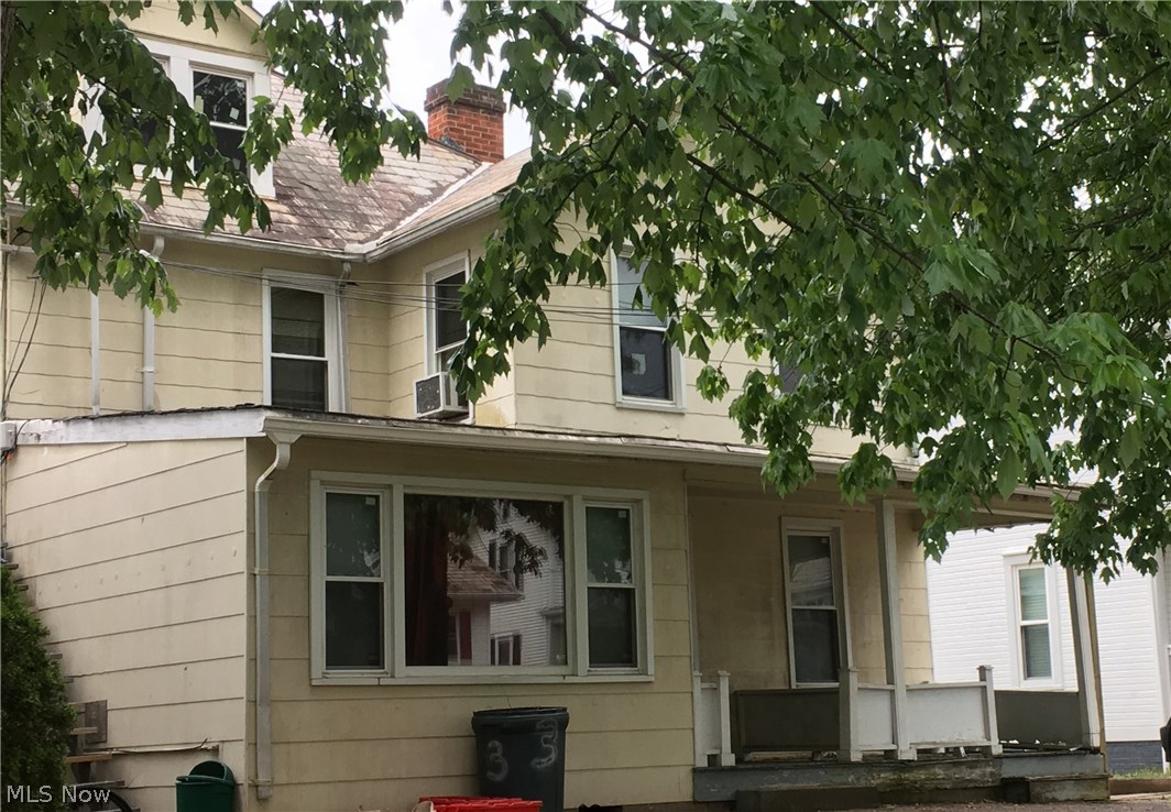 Marietta Square 16 - Residential Income