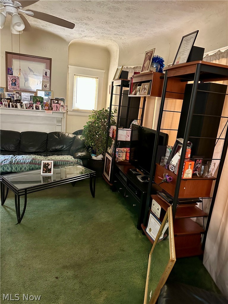 10601 Everton Avenue