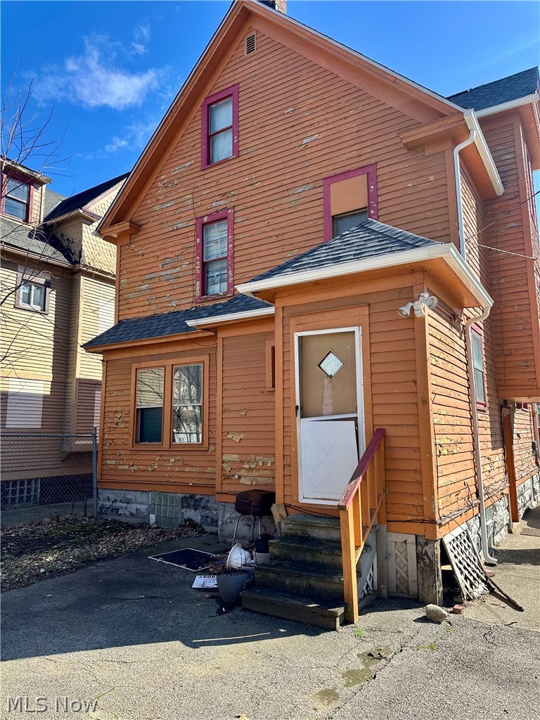 10601 Everton Avenue