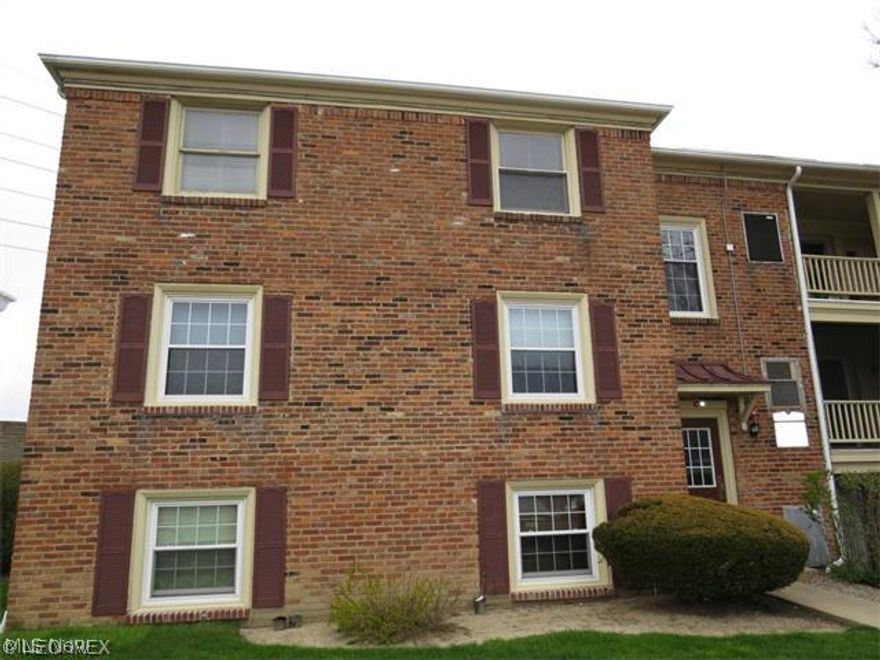 Top Floor Condo in Gated Development! End unit with covered balcony. Well maintained 1 bedroom and 1 bath with large living room, dining room and galley style kitchen. Beautiful sliding glass doors lead to the private balcony. Bedroom features double closets. Updated bathroom. 1 car detached garage. Development offers 24 hour security, fitness center and swimming pool. Water and sewer included in monthly maintenance fee. This condo is a blank canvas that is ready for your personal touches. Kitchen appliances stay. Won't last! Seller willing to entertain a Rent to Own scenario or Lease with Option to Buy.