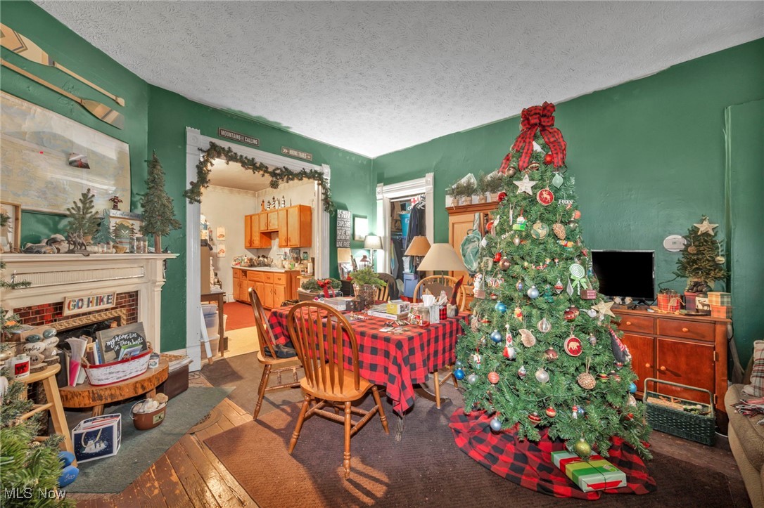 Village/Elyria - Residential Income