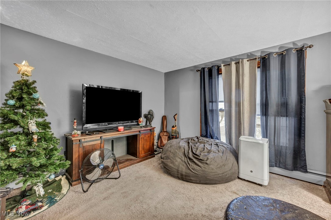 Village/Elyria - Residential Income