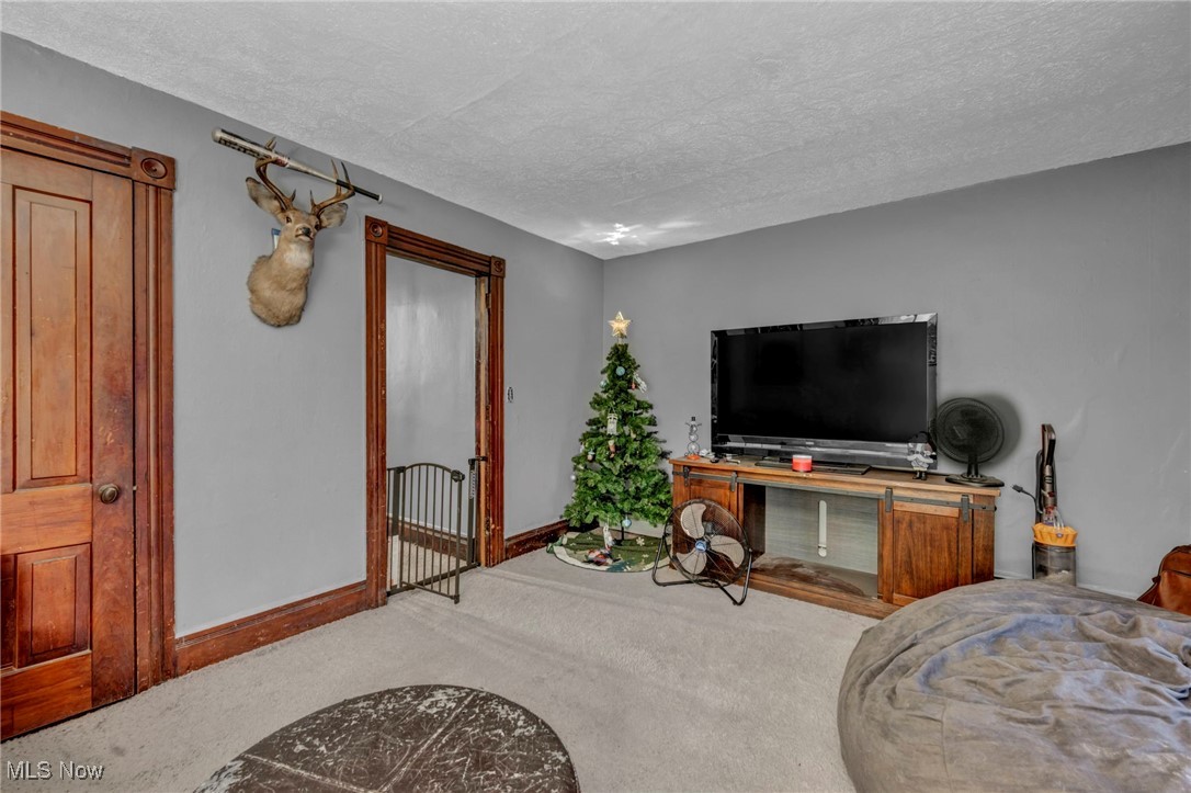 Village/Elyria - Residential Income