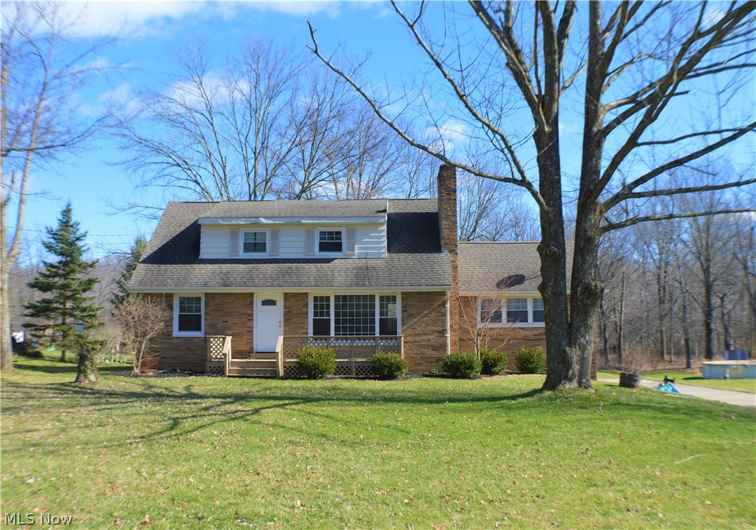 This beautiful home is set in a peaceful setting and has great space for relaxing and entertaining. You wont want to miss your chance to take a tour of this home to make an offer today!