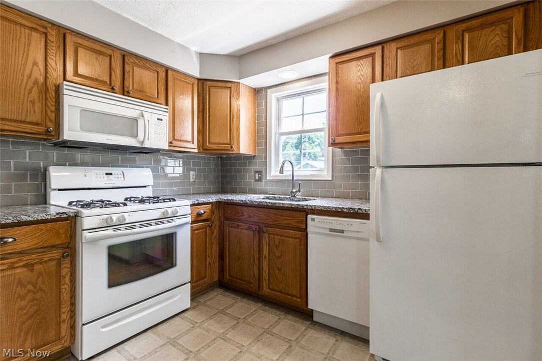 Lake-O-Spings - Residential