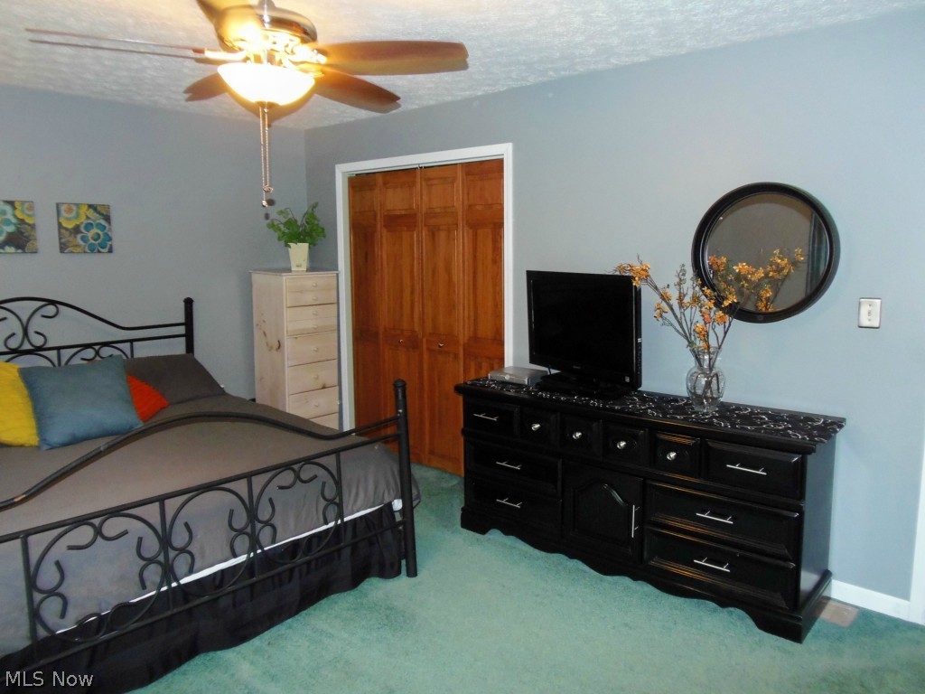 Wyoga Lake Park - Residential