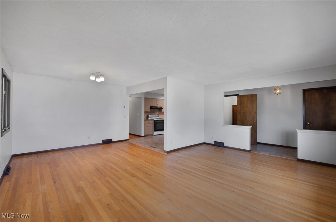 5795 Mural Drive
