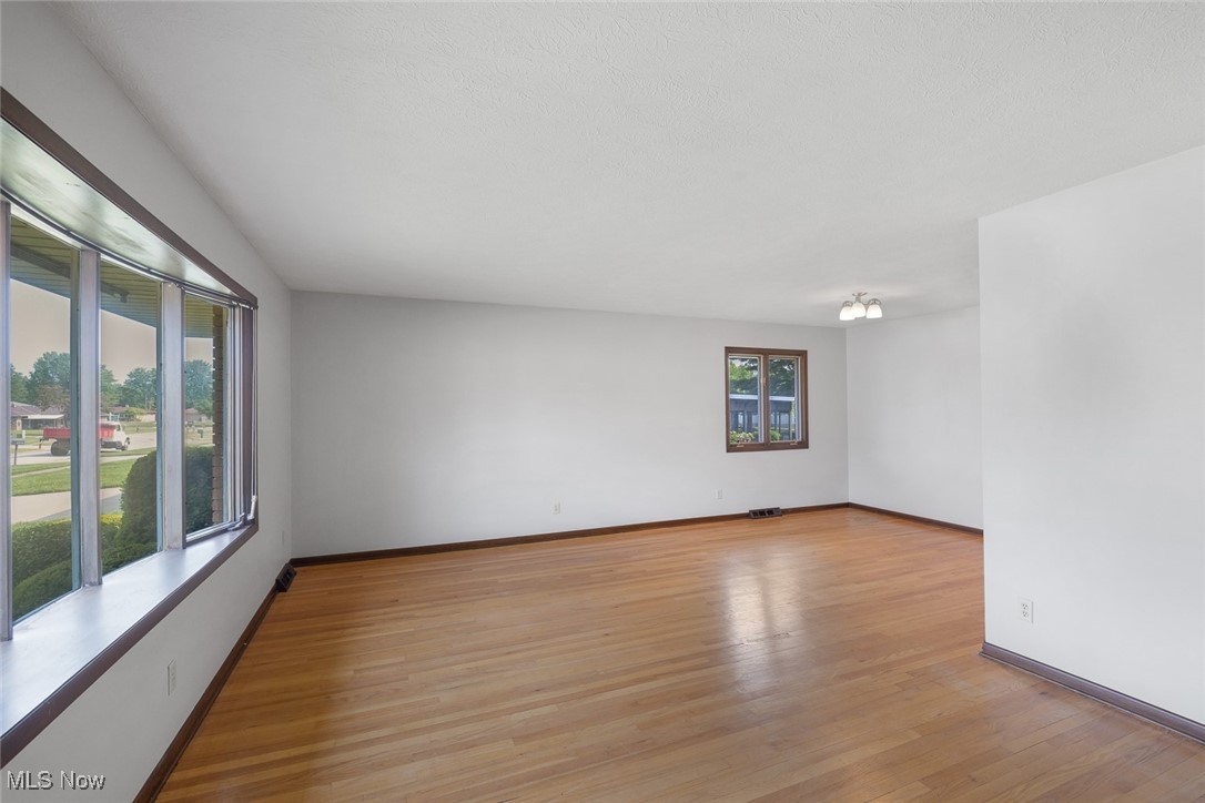 5795 Mural Drive