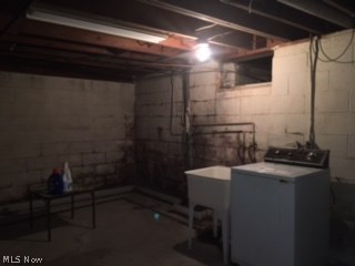 Kirkland Woods - Residential