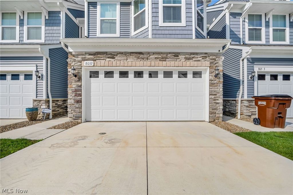 Photo of 805 Dipper Lane #2, Aurora, OH 44202 (MLS # 5197778)