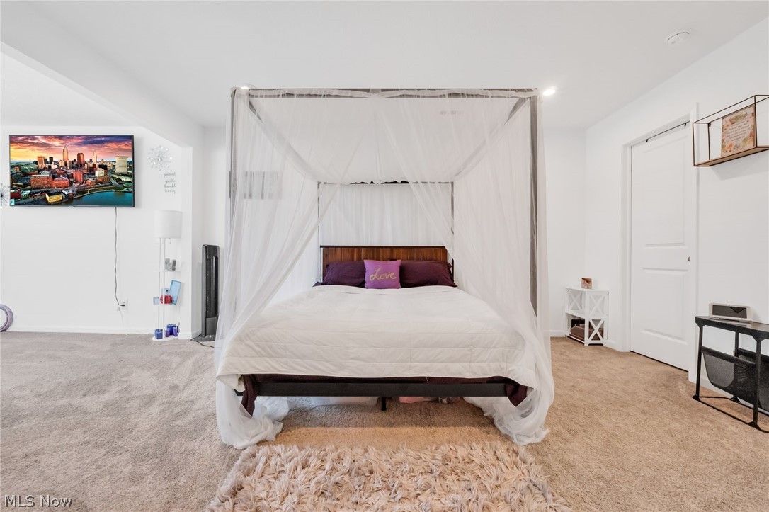 Renaissance Pk/Geauga Lake West- - Residential