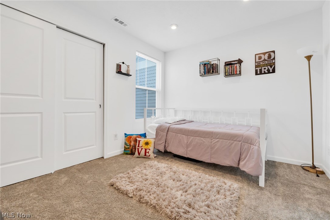 Renaissance Pk/Geauga Lake West- - Residential