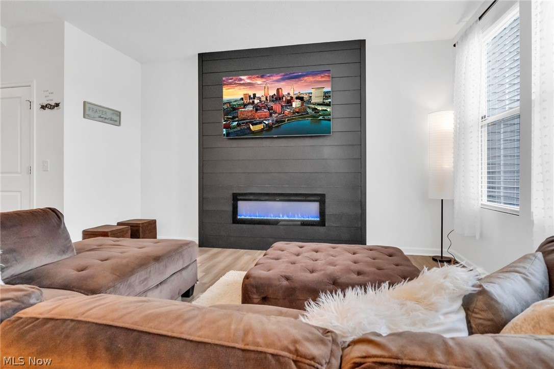 Renaissance Pk/Geauga Lake West- - Residential