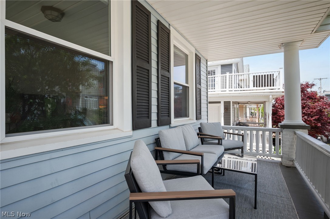 1236 W 67th Street