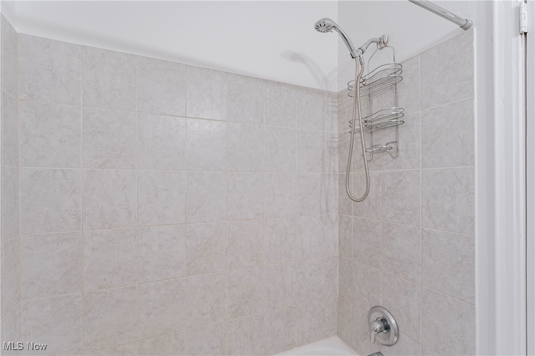 Van Sweringen Cos 19 - Residential