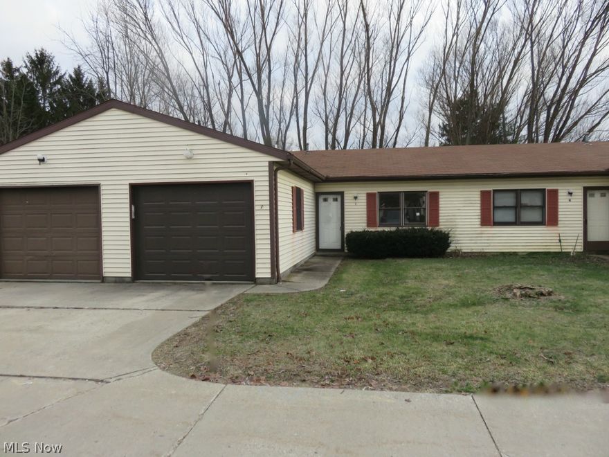 This is a Fannie Mae HomePath property. Clean 2 Bedroom, 2 Bath ranch Style Condo with attached 1 car garage. Freshly painted with newer carpeting and vinyl (2015). Easy access to highways!