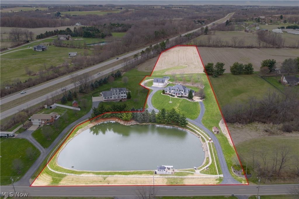 Photo of 3457 17th Street SW, Massillon, OH 44647 (MLS # 5201035)