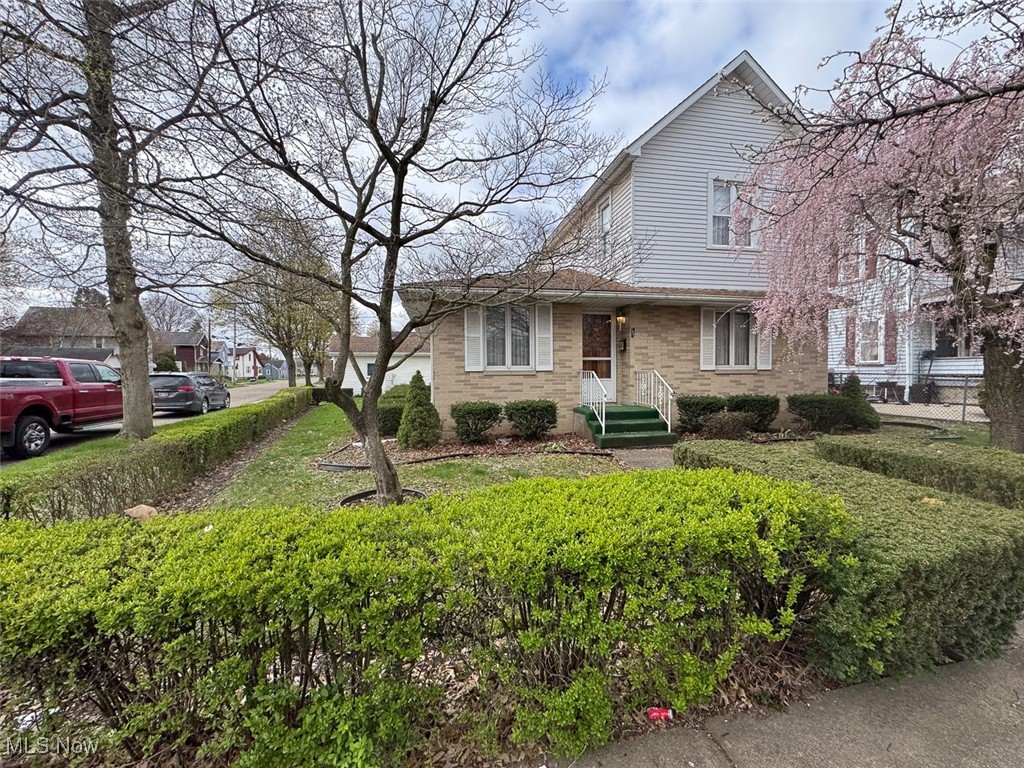 1002 Miller Avenue, New Philadelphia, Ohio image 7